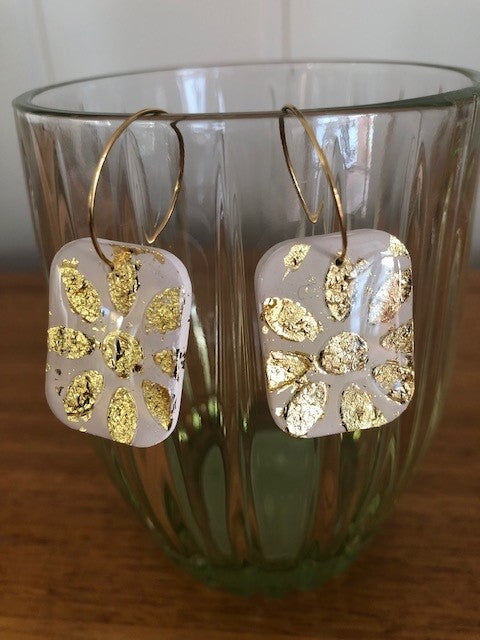 Gold Leaf Floral Drops - Off White/Gold