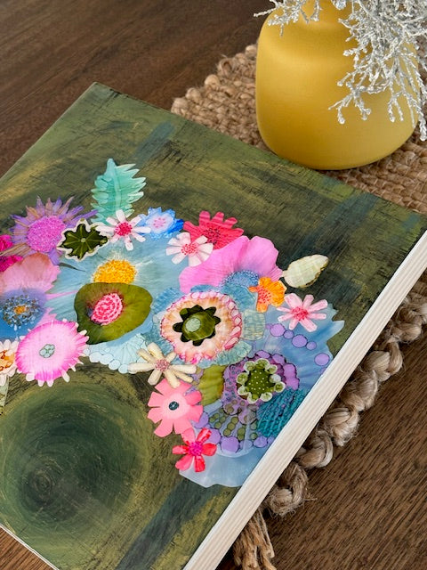 Art - Floral Wreath Resin Wall Art