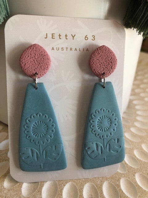 Retro Flower Dangles - Pink/Blue