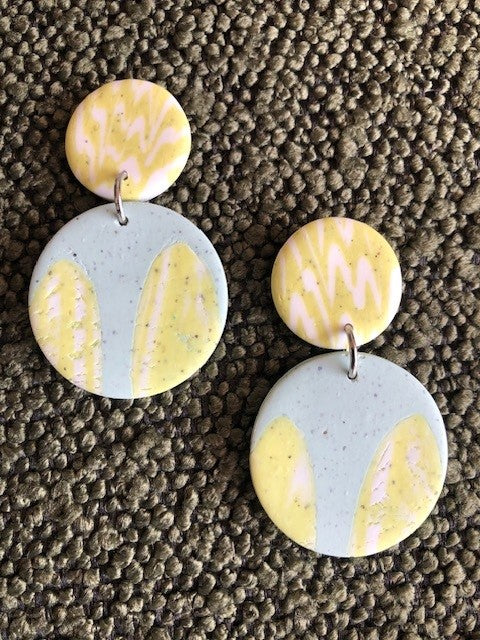 Chevron Speckled Circle Drops - Lemon/Sea Glass